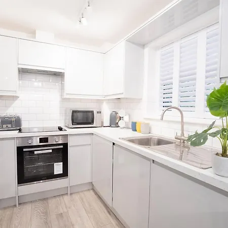 Minsters Reach One - Uk2746 *