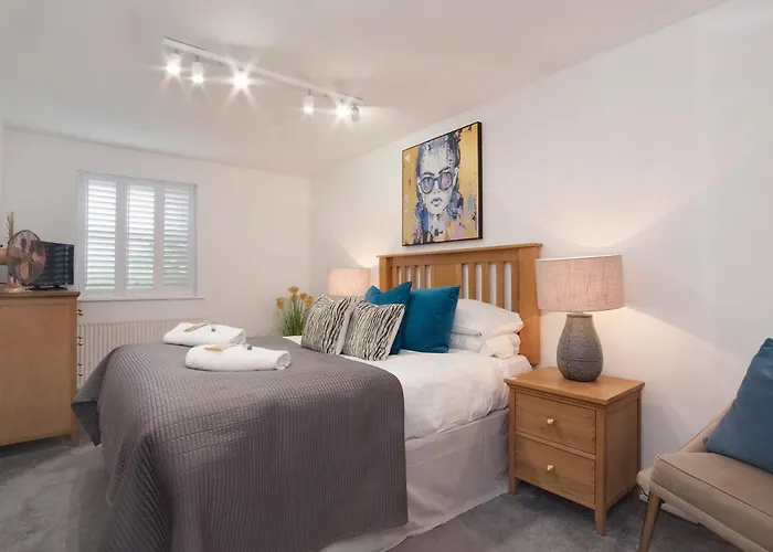 Minsters Reach One - Uk2746